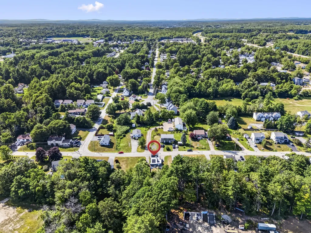 39 Cumberland Avenue Saco ME 04072