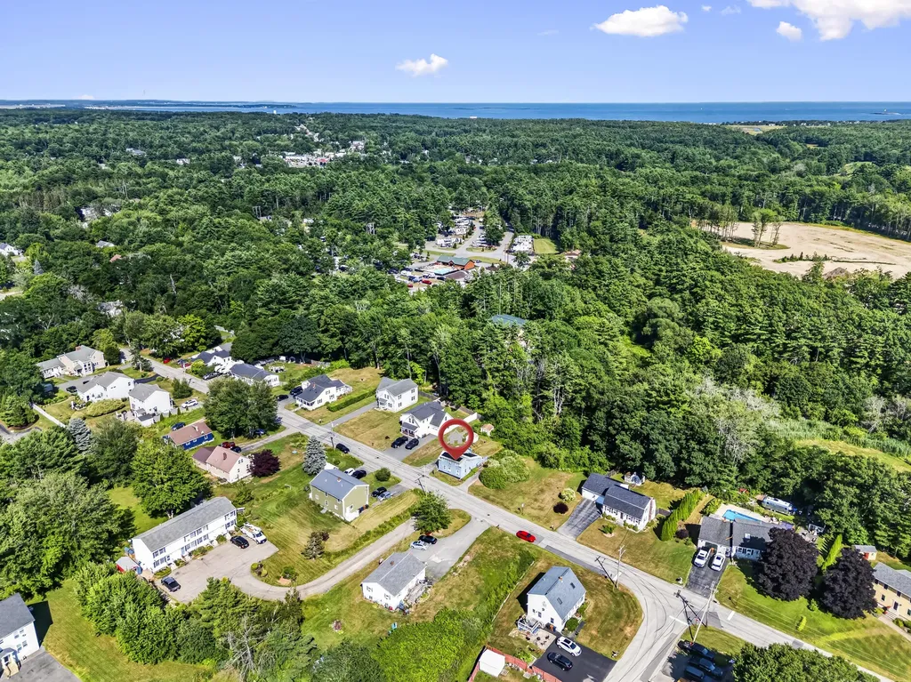 39 Cumberland Avenue Saco ME 04072