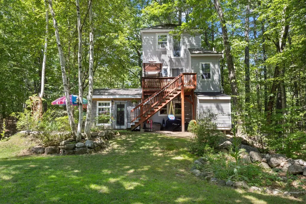 128 Pleasant View Drive Naples ME 04055