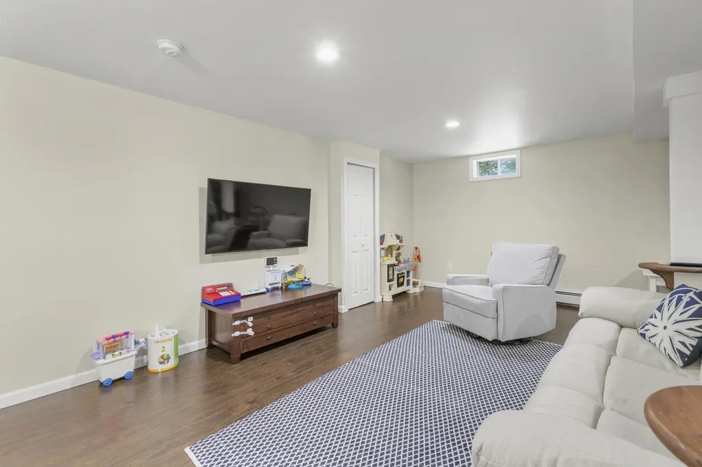77 Harvest Hill Road Windham ME 04062