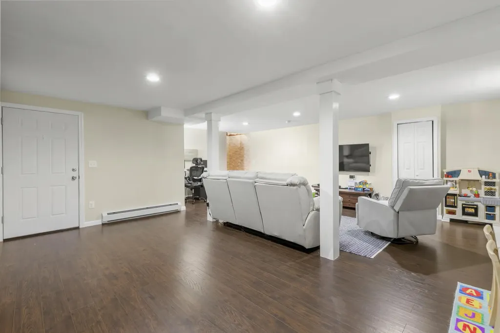 77 Harvest Hill Road Windham ME 04062