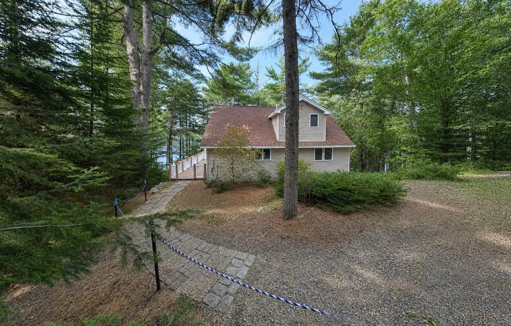 131 Pioneer Farm Way Ellsworth ME 04605