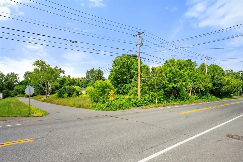 15 Bond Street Bangor ME 04401