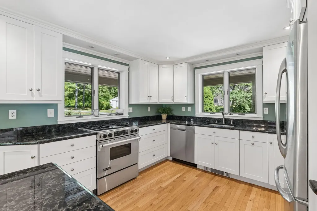 5 Pinefields Lane Brunswick ME 04011