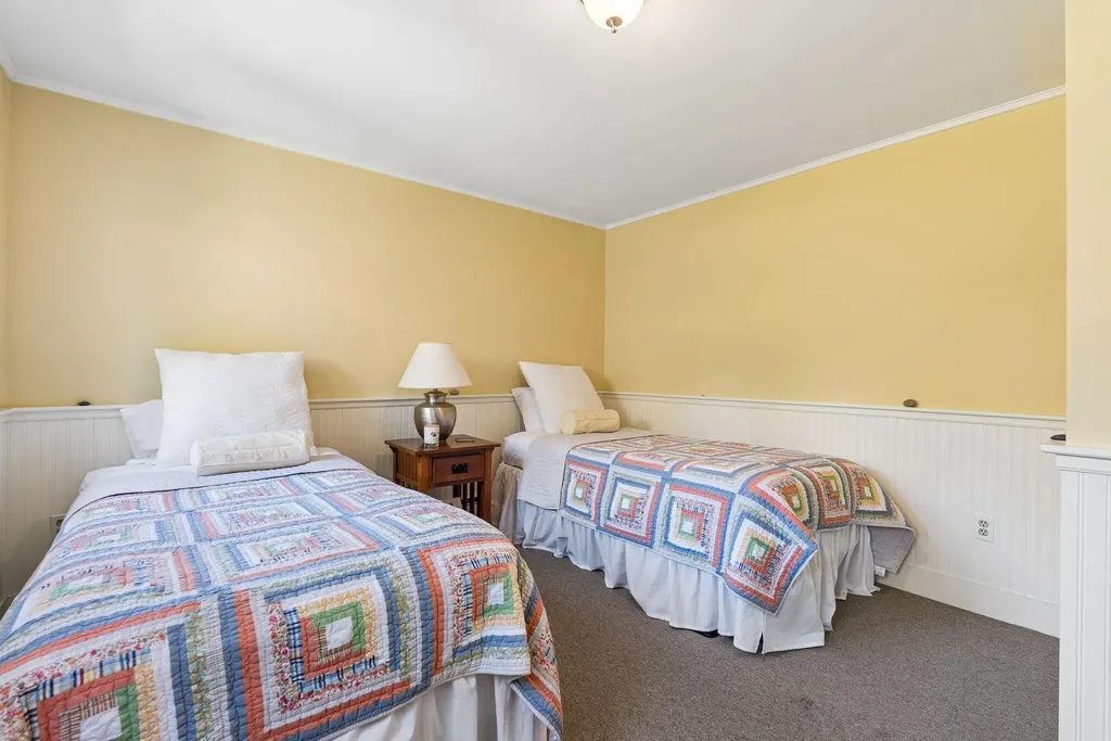 5 Pinefields Lane Brunswick ME 04011