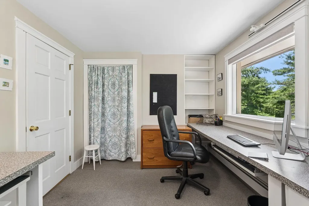 5 Pinefields Lane Brunswick ME 04011