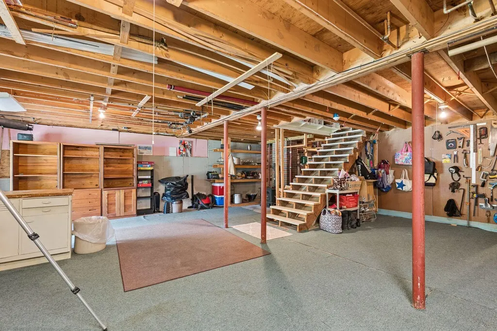 5 Pinefields Lane Brunswick ME 04011