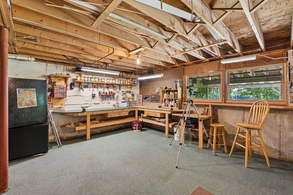 5 Pinefields Lane Brunswick ME 04011