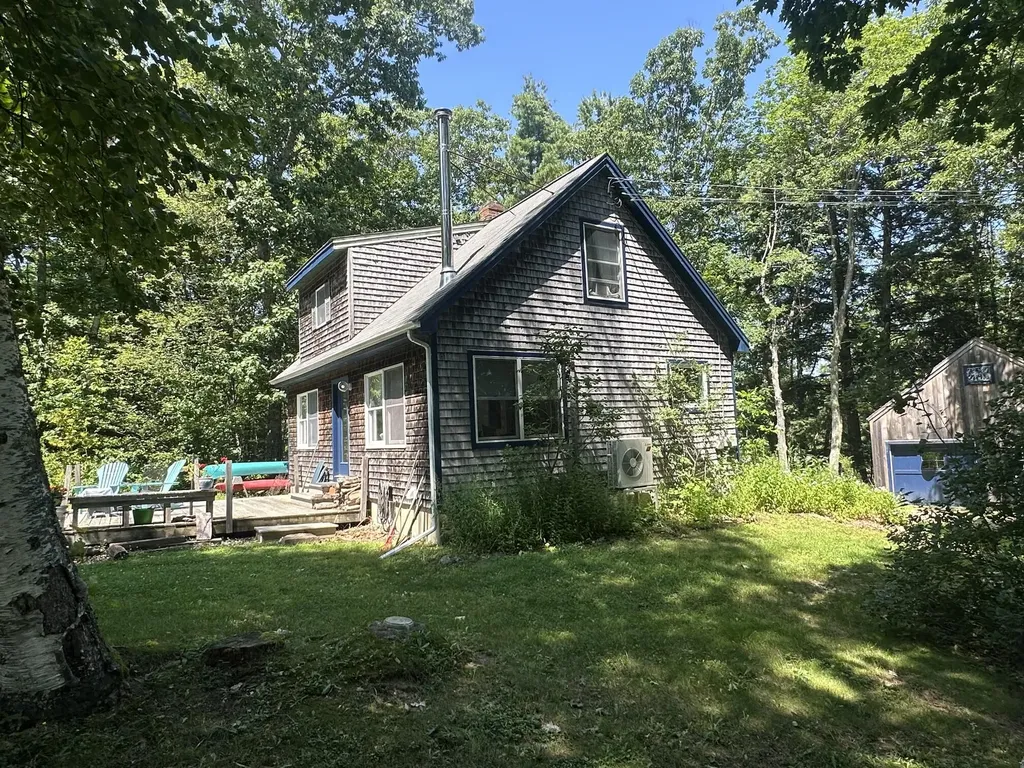 2866 Belfast Road Lincolnville ME 04849