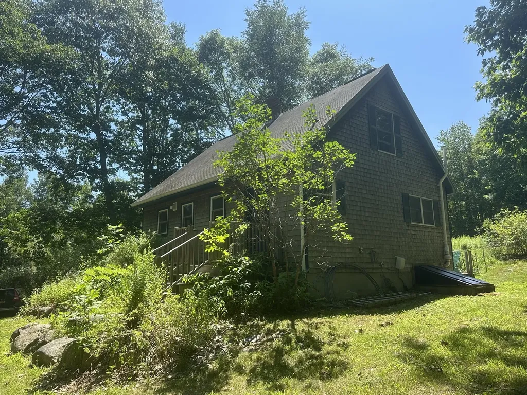 2866 Belfast Road Lincolnville ME 04849