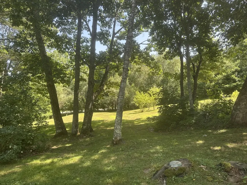 2866 Belfast Road Lincolnville ME 04849