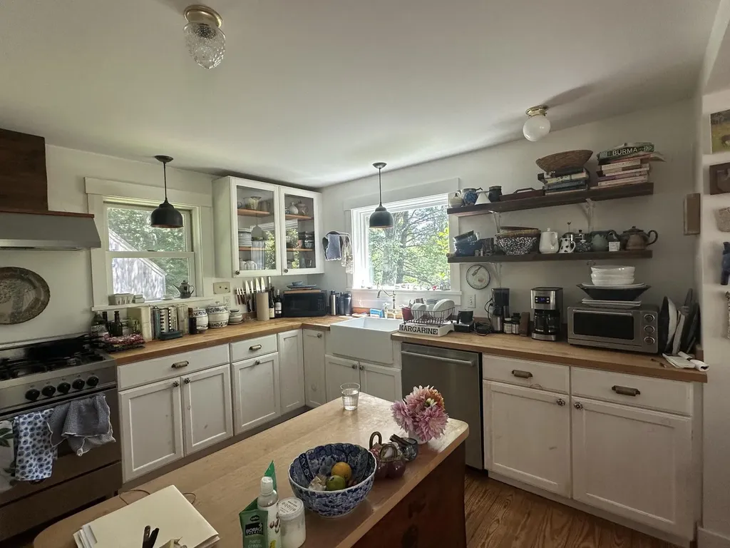 2866 Belfast Road Lincolnville ME 04849
