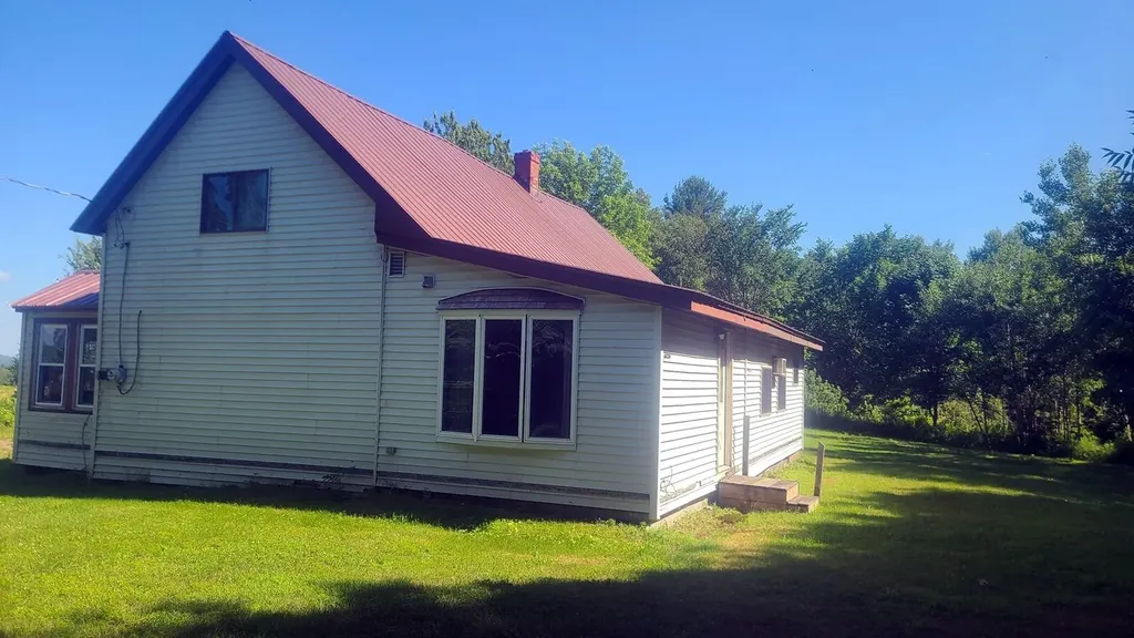 178 Irish Settlement Road Danforth ME 04424