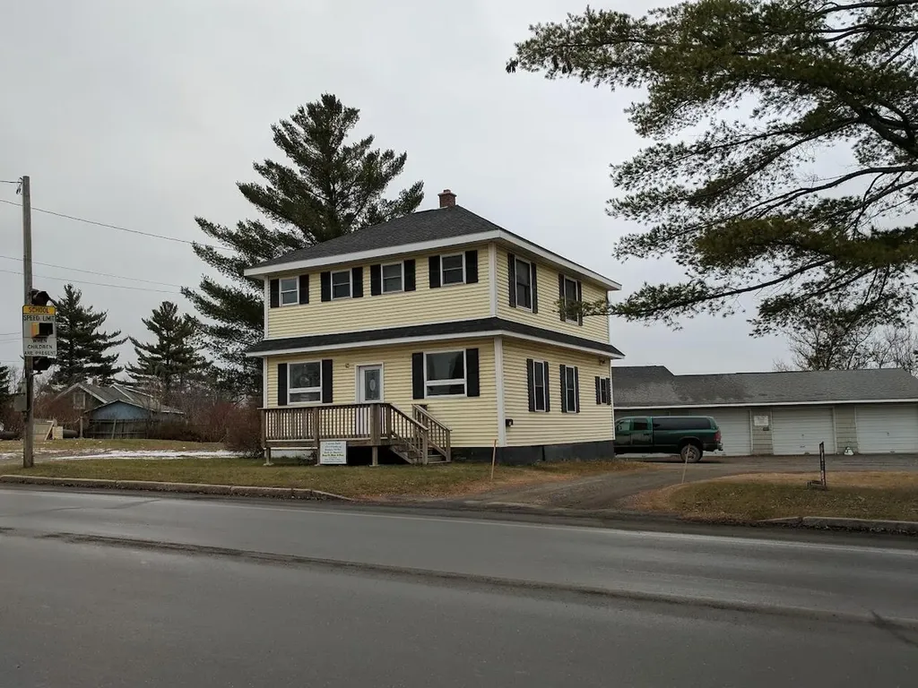 15 Bennett Drive Caribou ME 04736