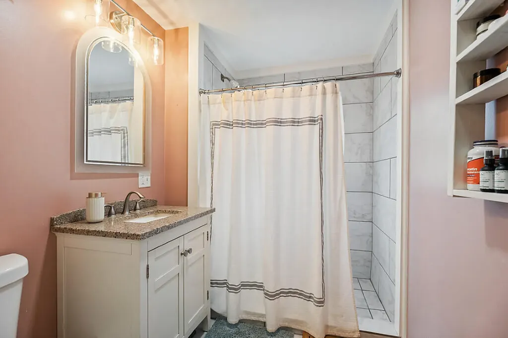 46 Northern Avenue Farmingdale ME 04344