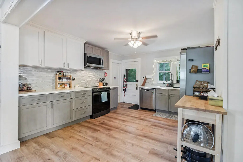 46 Northern Avenue Farmingdale ME 04344