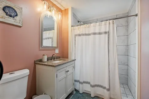 46 Northern Avenue Farmingdale ME 04344