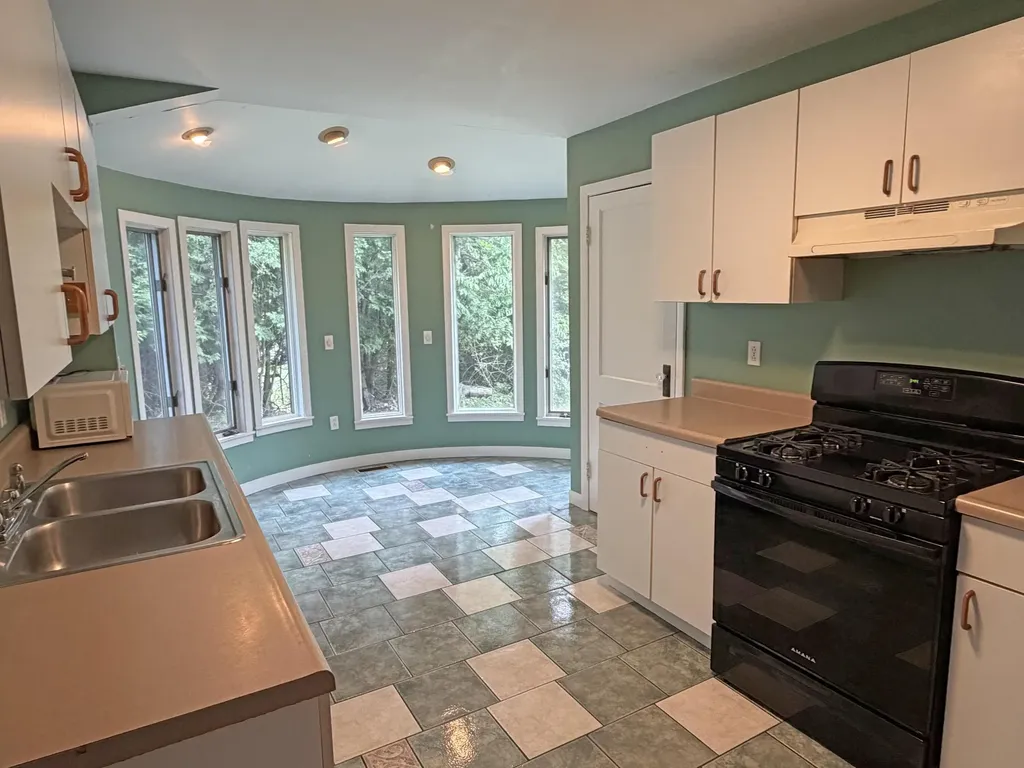 36 Kelley Road Orono ME 04473