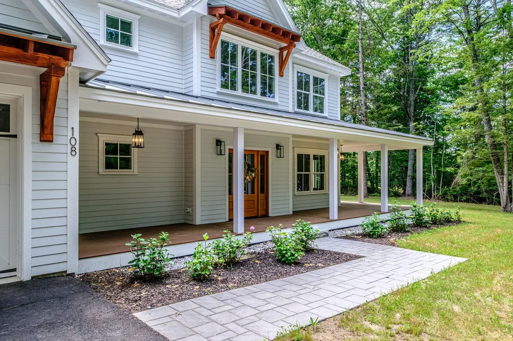108 Highland Cliff Road Windham ME 04062