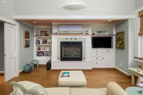 6 Pebble Cove York ME 03902