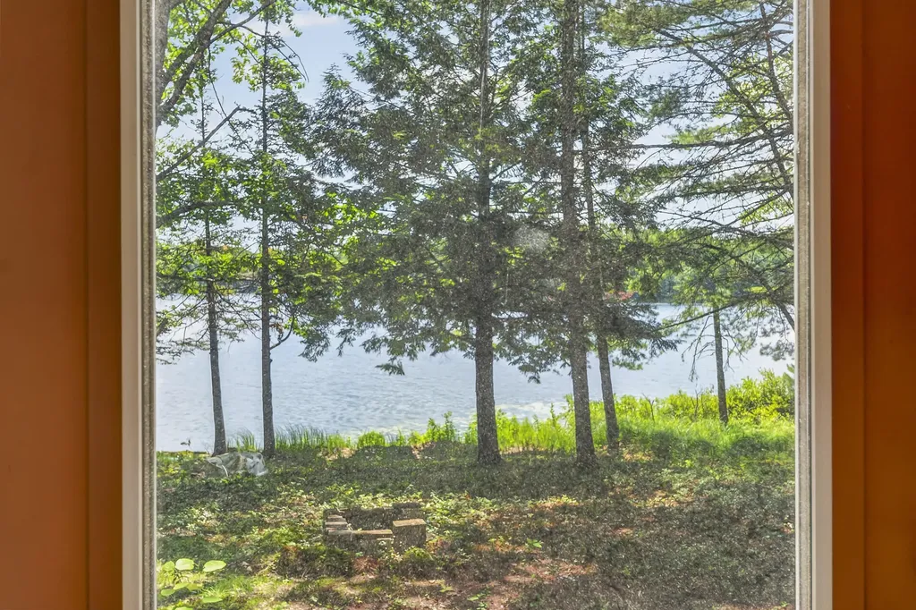 6 Leonard Lane Chesterville ME 04938