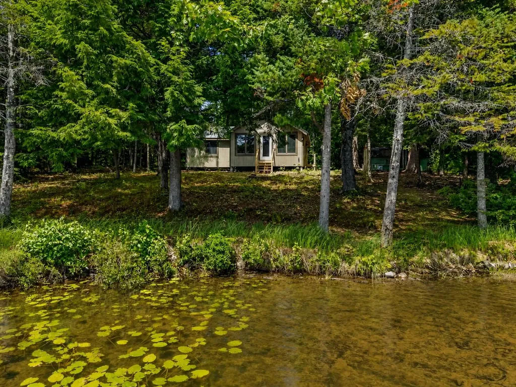 6 Leonard Lane Chesterville ME 04938