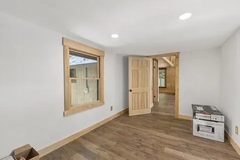 6 Leonard Lane Chesterville ME 04938
