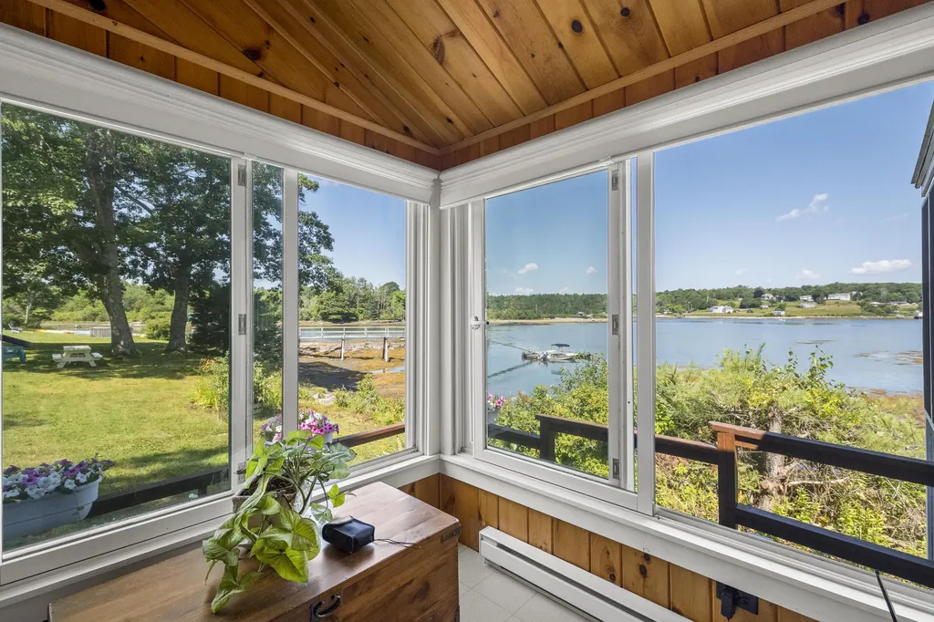 30 Heron Cove Road NE Bristol ME 04554