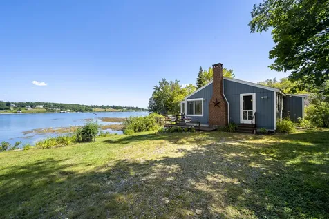 30 Heron Cove Road NE Bristol ME 04554