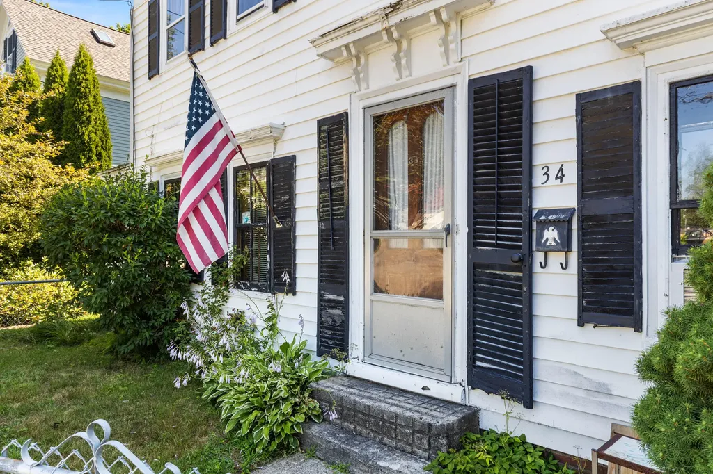 34 Brown Street Kennebunk ME 04043