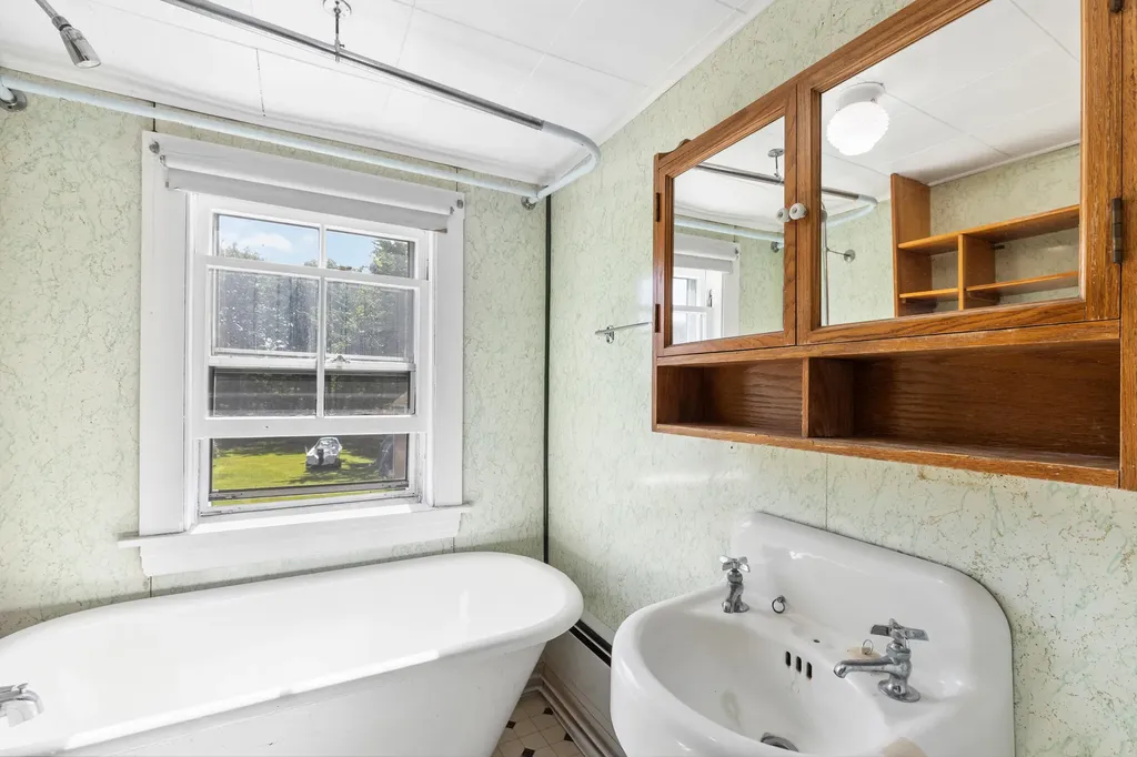 34 Brown Street Kennebunk ME 04043