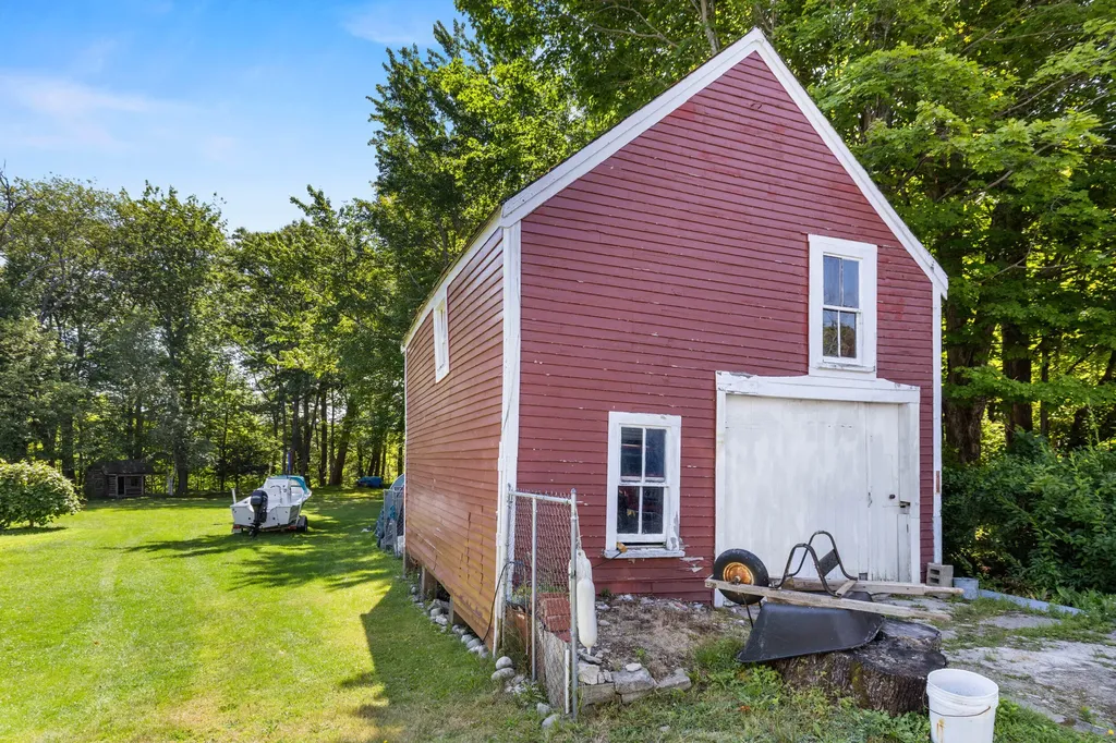 34 Brown Street Kennebunk ME 04043