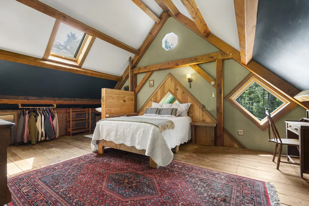 131 Winding Way Harpswell ME 04079