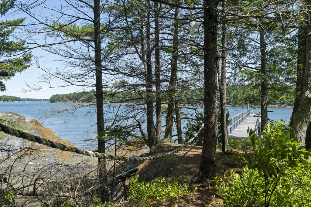 131 Winding Way Harpswell ME 04079
