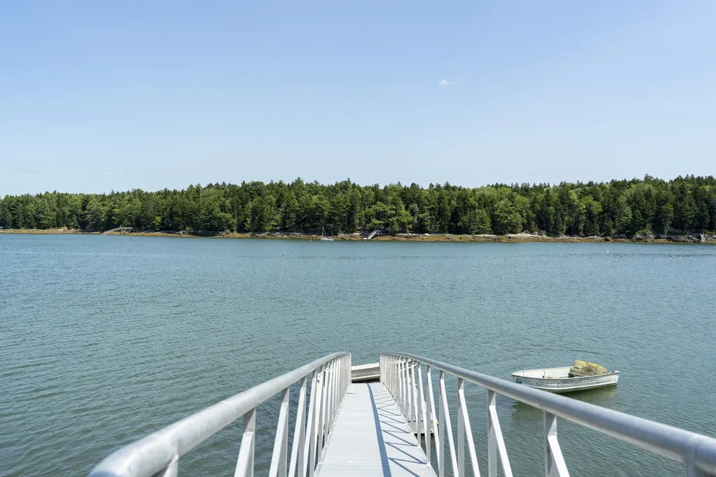 131 Winding Way Harpswell ME 04079