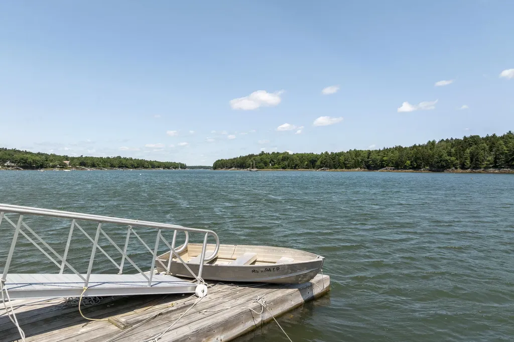131 Winding Way Harpswell ME 04079