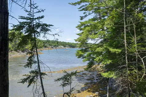 131 Winding Way Harpswell ME 04079