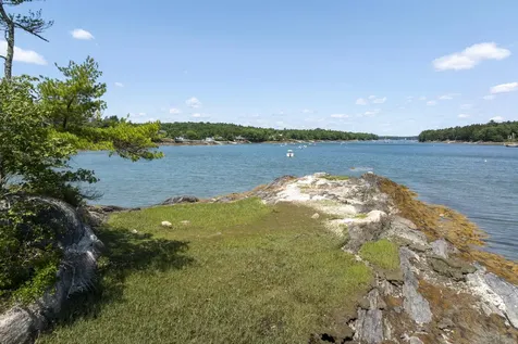 131 Winding Way Harpswell ME 04079