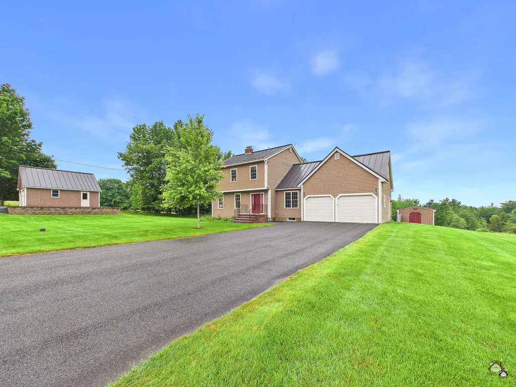 446 Ridge Road Fairfield ME 04937