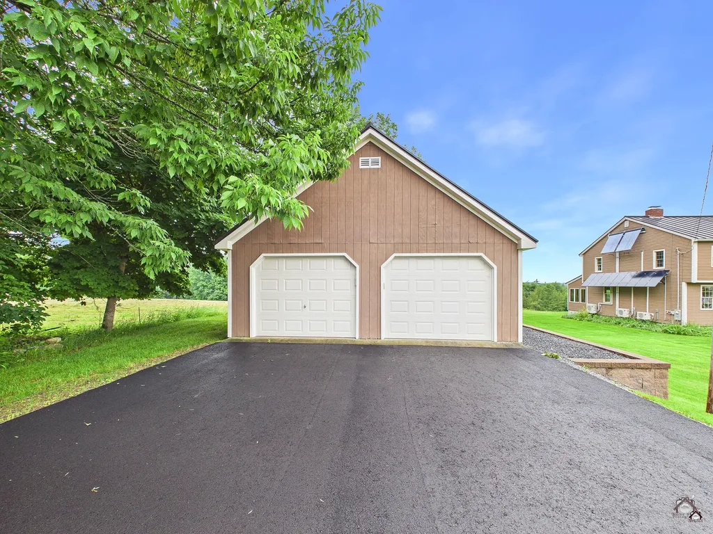 446 Ridge Road Fairfield ME 04937