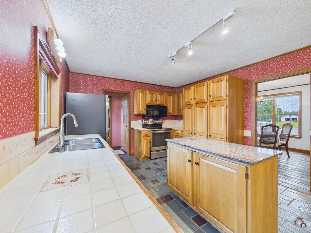 446 Ridge Road Fairfield ME 04937
