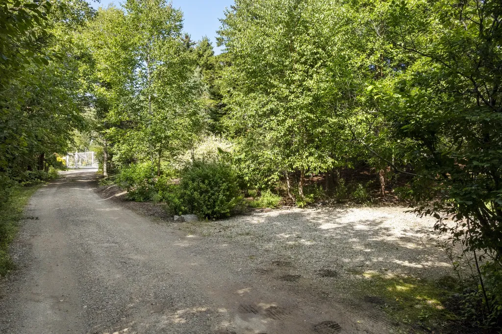 34 Cragmoor Lane Harpswell ME 04003