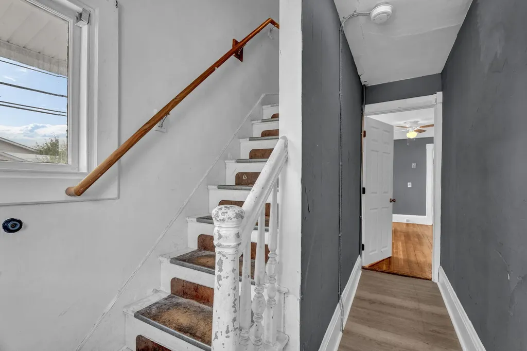 79 Hill Street Biddeford ME 04005