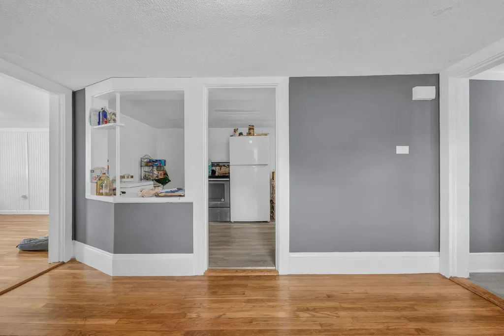 79 Hill Street Biddeford ME 04005