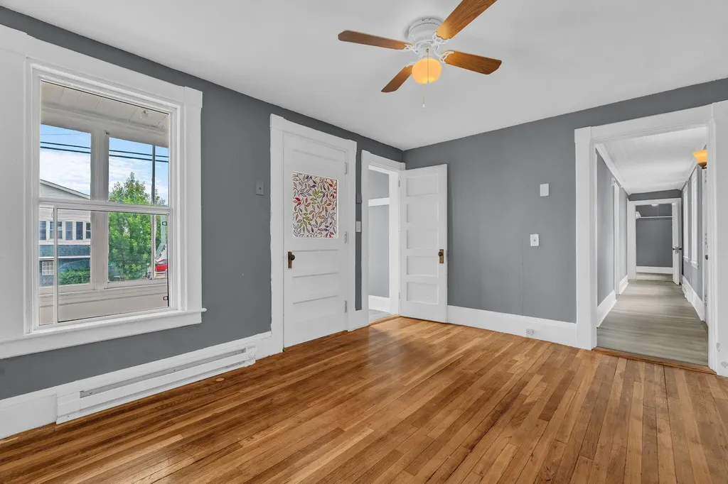79 Hill Street Biddeford ME 04005