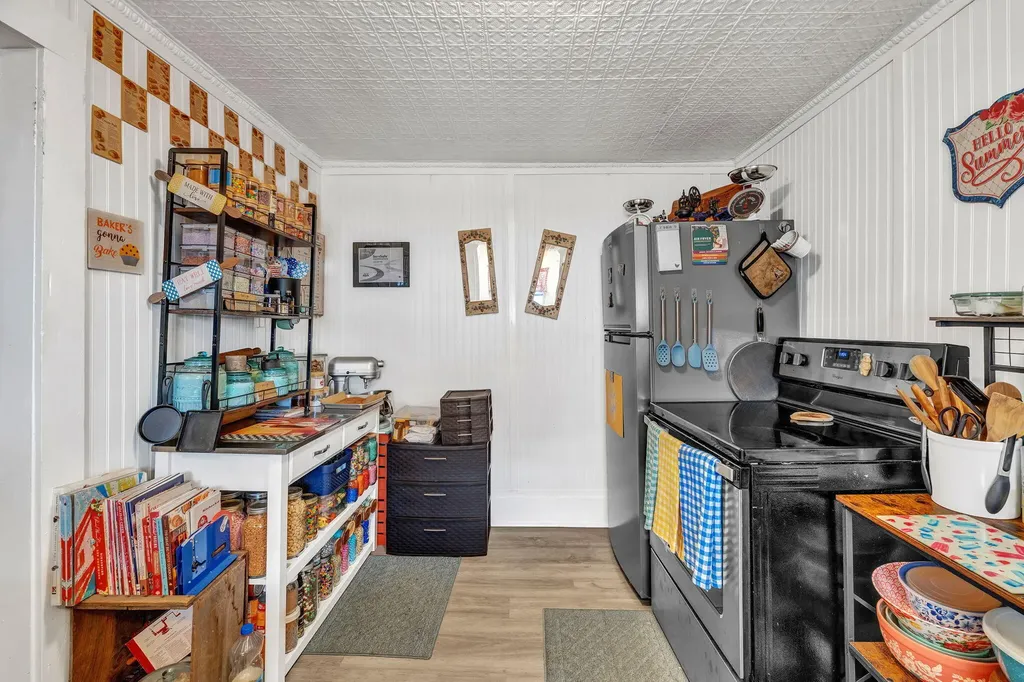 79 Hill Street Biddeford ME 04005