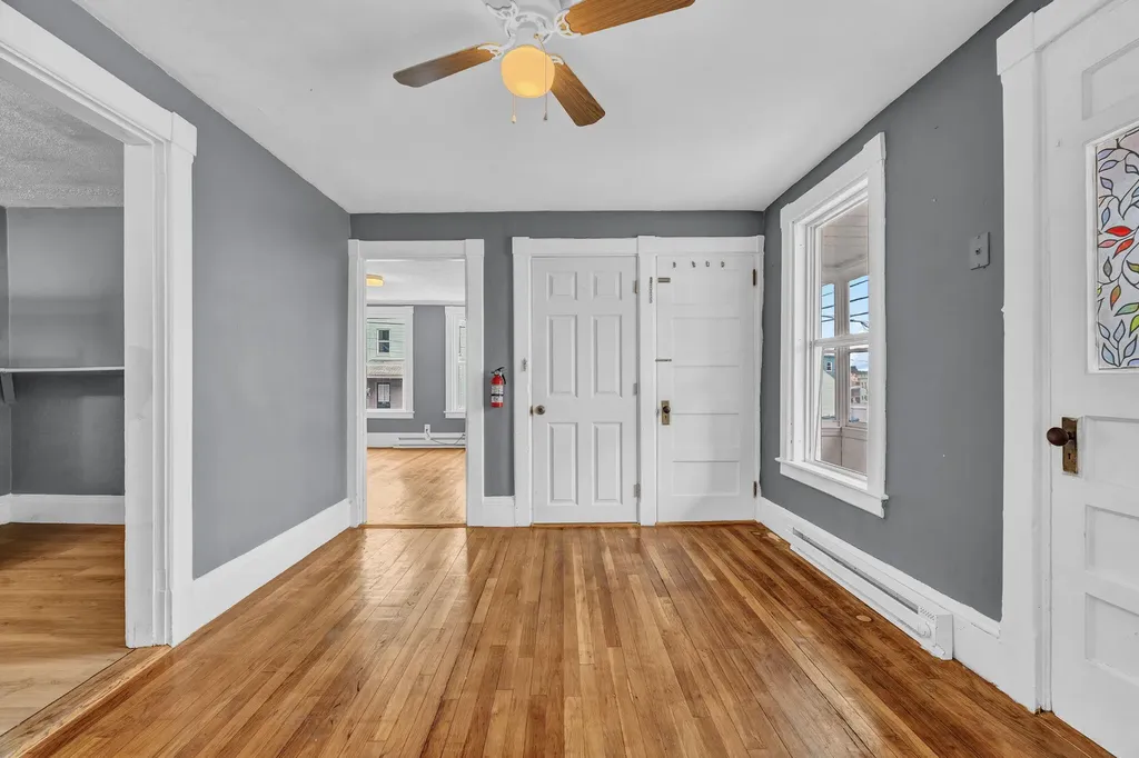79 Hill Street Biddeford ME 04005