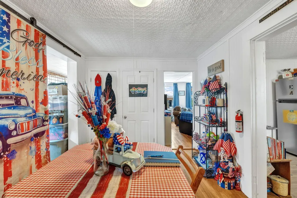 79 Hill Street Biddeford ME 04005