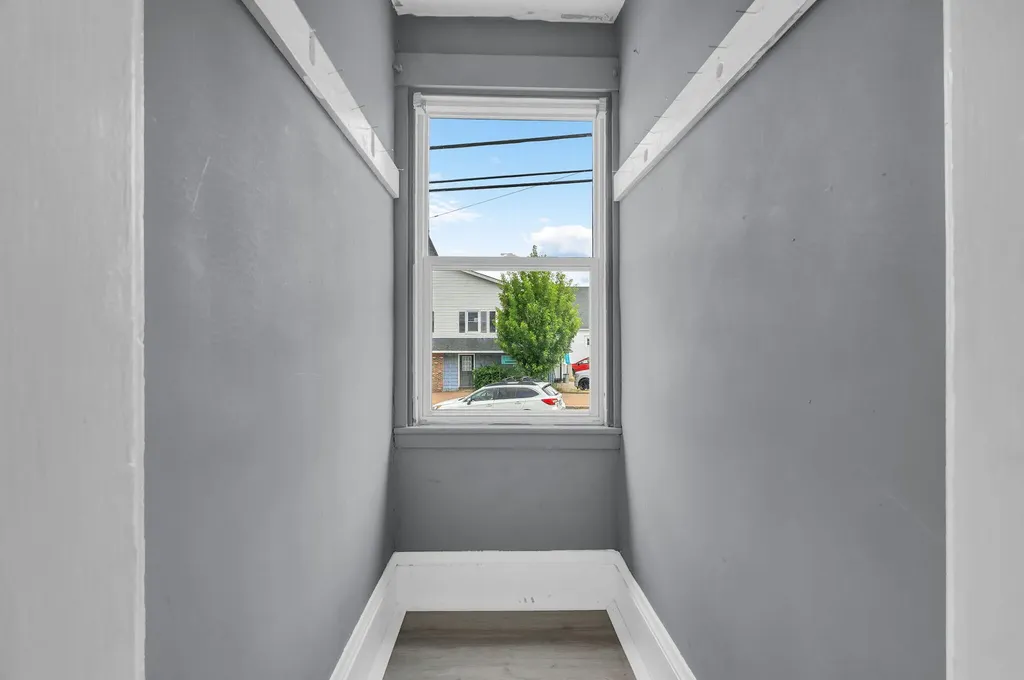 79 Hill Street Biddeford ME 04005