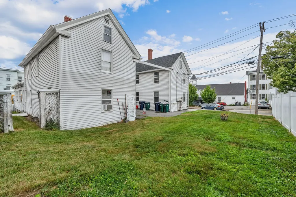 79 Hill Street Biddeford ME 04005